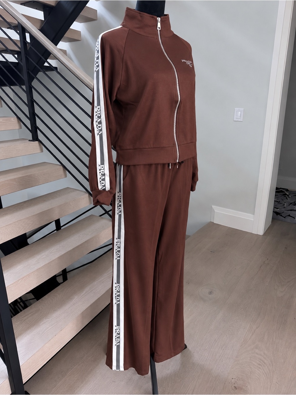 Brown Wide-Leg Track Pants with Matching Zip Jacket size L - Picture 3 of 5
